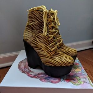 Tardy Fur Jeffrey Campbells